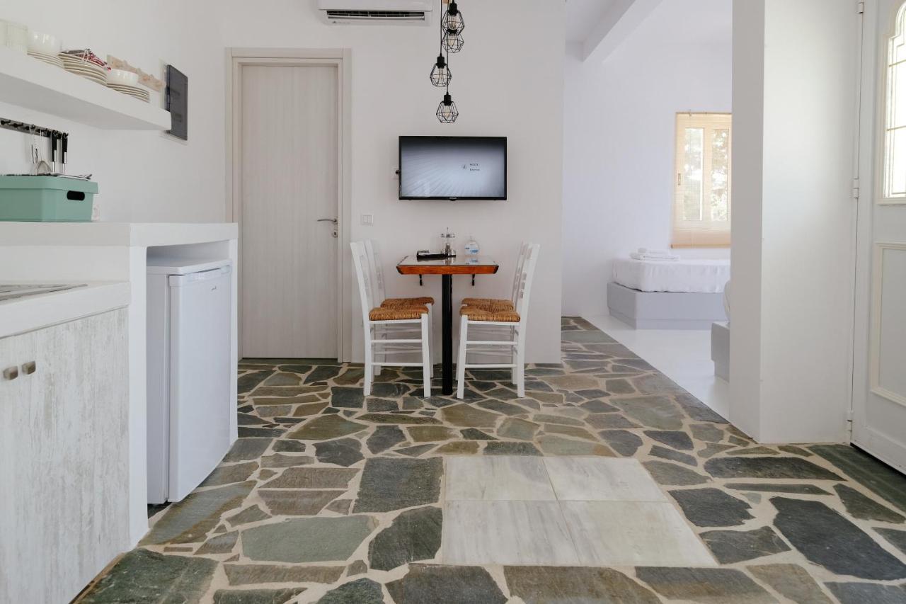 Elia Suites Lalyssos Eksteriør billede