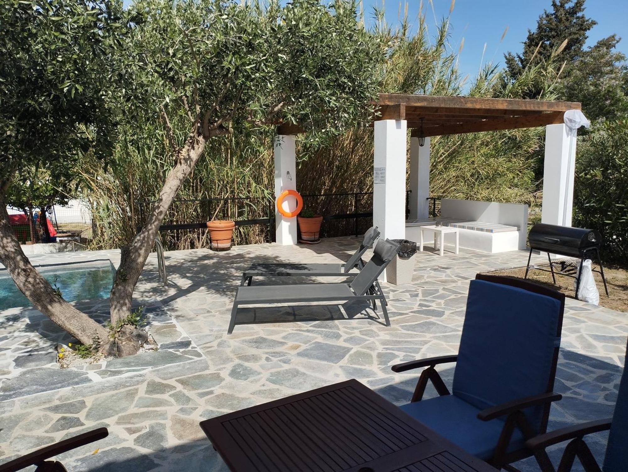 Elia Suites Lalyssos Eksteriør billede