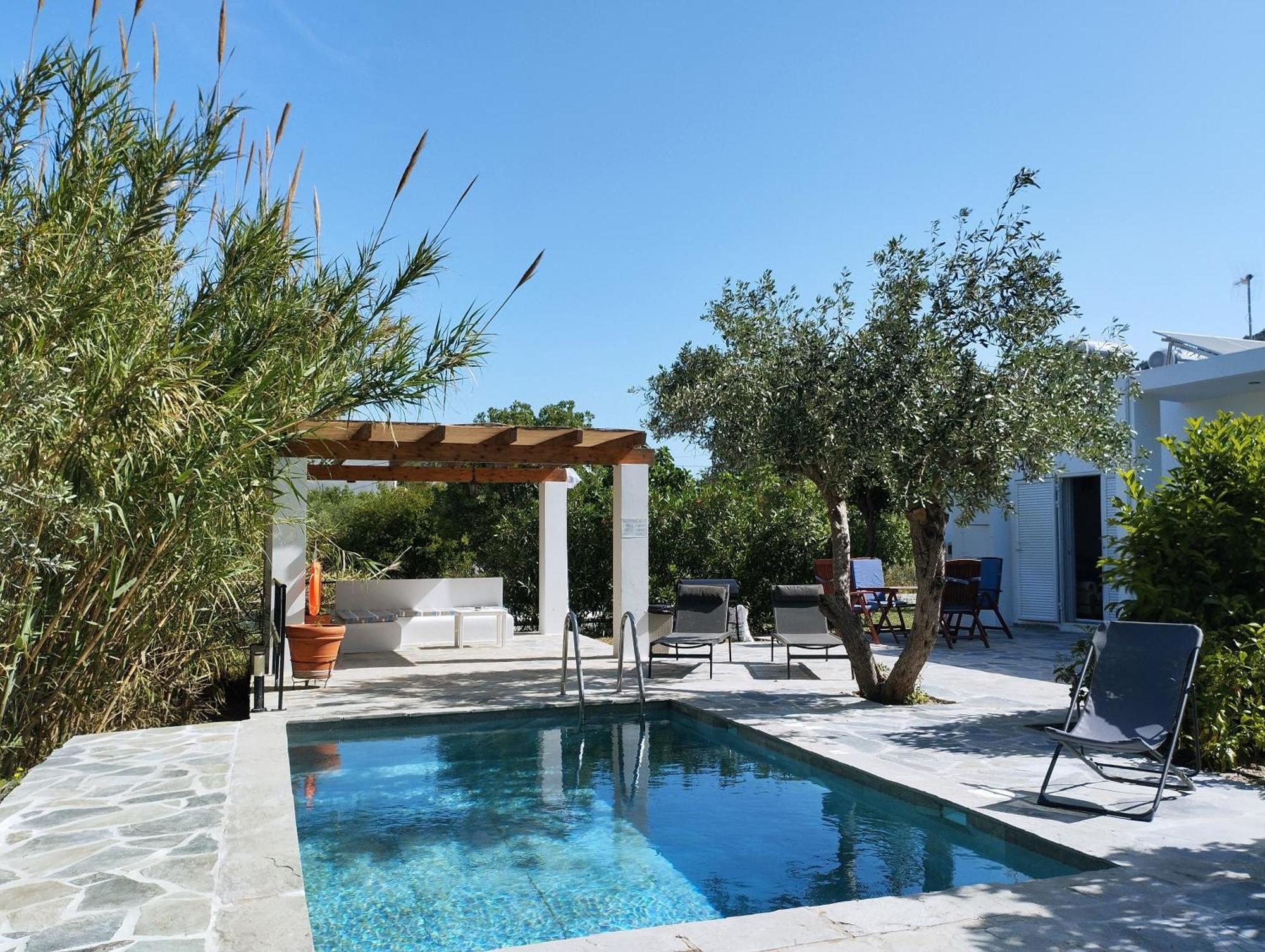 Elia Suites Lalyssos Eksteriør billede